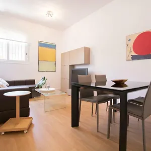 Murallas De Con Garaje 4 Pax Apartamento Sevilla